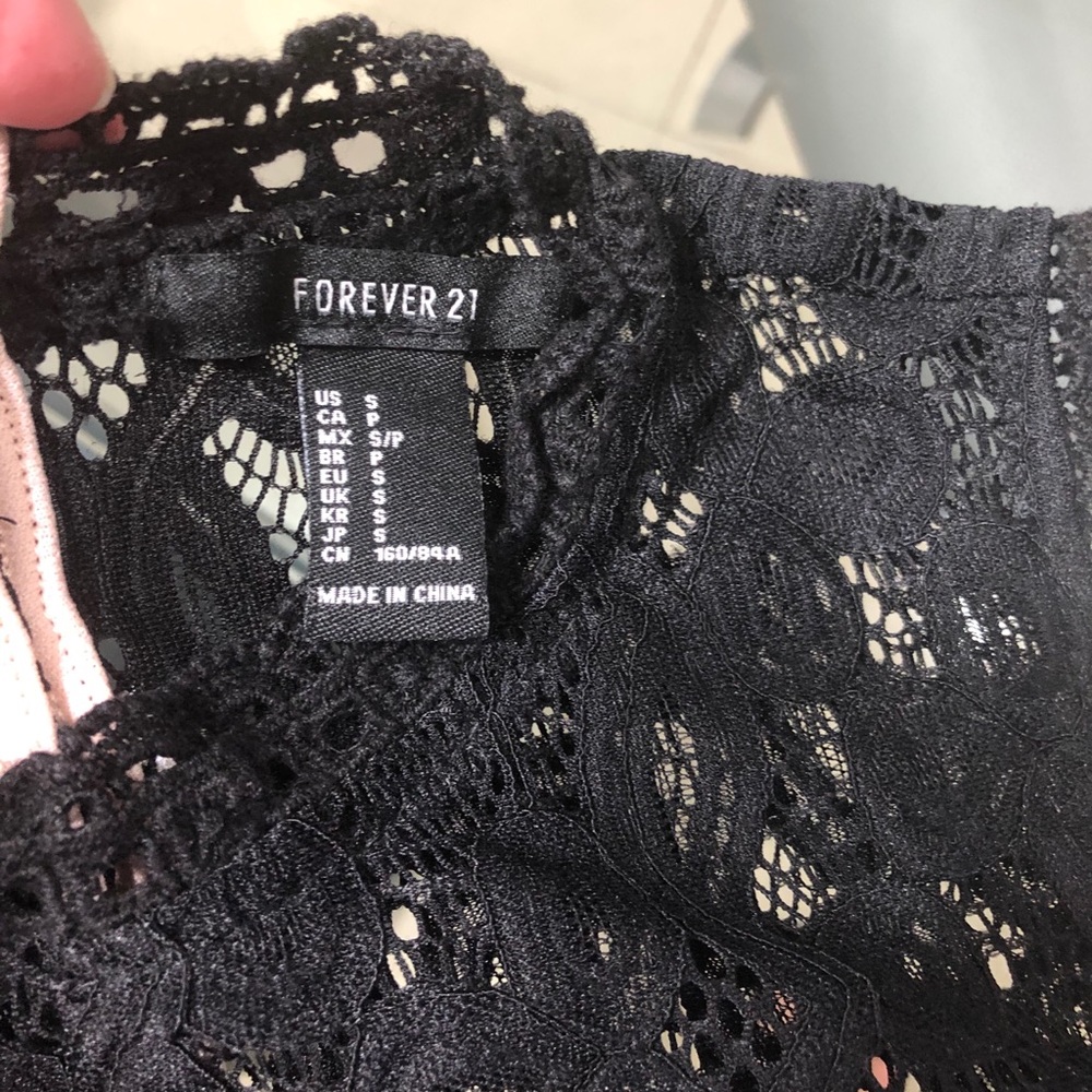 Forever 21 Black lace overlay mini dress size S - Picture 5 of 10